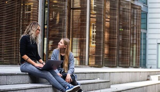 Avoiding Legal Headaches: IP, Compliance and Contractor Know-How